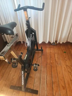 Spinning Exercise Bike