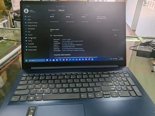 Lenovo IdeaPad Laptop refurbished R5500 excellent condition Value for money
