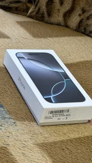 iPhone 16 pro 512gb white