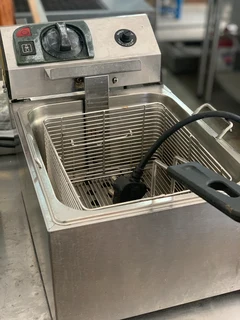 chip fryers tested ready to make money call / watsup cookie 074.464.5116.