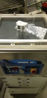 HENCOVAC VACUUM MACHINE