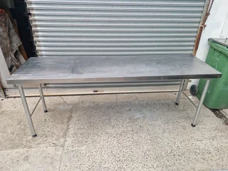 Big Stainles Steel Tables