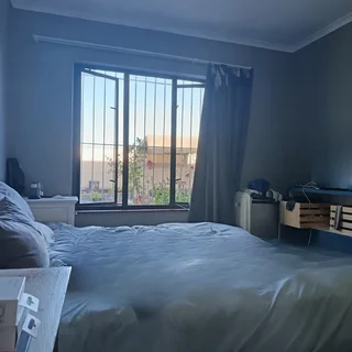 3 Bedroom house available in Ferndale, Brackenfell