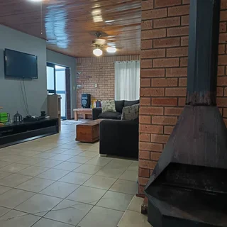 3 Bedroom house available in Ferndale, Brackenfell
