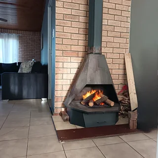 3 Bedroom house available in Ferndale, Brackenfell