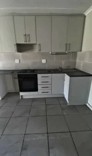 2 Bedroom duplex available in Woodhurst complex, Brackenfell