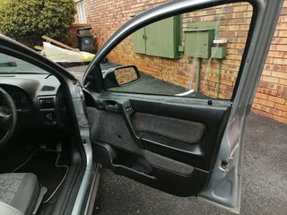 2000 Opel Astra Sedan