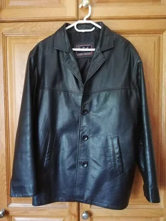 Real Leather Garments. Black Unisex Jacket. Medium.