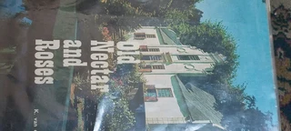 Old nectar and roses author:van der spuy, kenneth