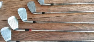 Bomber golf set, net and extras. Like new