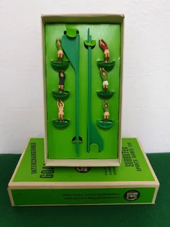 Subbuteo Set C133 Interchangeable Heavyweight Goalkeepers