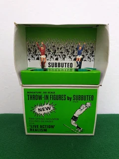 Subbuteo C132 Throw In Figures