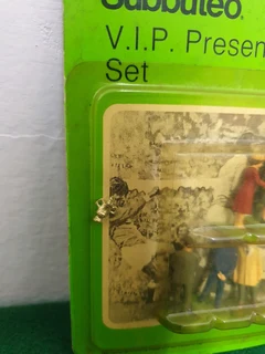 Subbuteo C135 VIP Presentation Set With Trophy