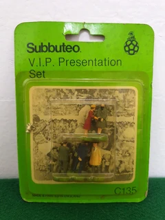 Subbuteo C135 VIP Presentation Set With Trophy