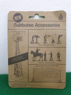 Subbuteo C113 Ambulancemen and Policemen Set