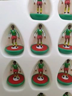 Subbuteo Cameroon La Leggenda Team Incorrect Box