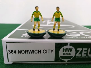 Subbuteo Zeugo Norwich City Team