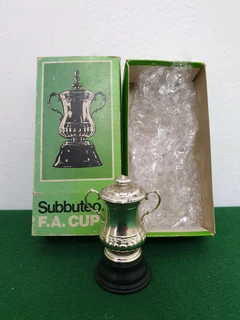 Subbuteo C128 FA Cup Trophy