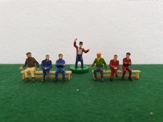 Subbuteo C114 Mascot and Bench Set