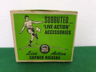 Subbuteo C131 Manchester City Corner Kickers Set