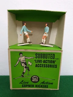 Subbuteo C131 Manchester City Corner Kickers Set