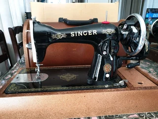 Singer 15ch Sewing Machine