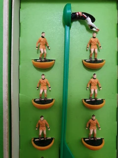 Subbuteo Classic Heavyweight Team Ref 49 Wolverhampton Wanderers Dundee United