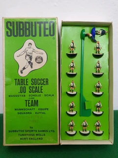 Subbuteo Classic Heavyweight Team Ref 325 Manchester United 2nd Kit