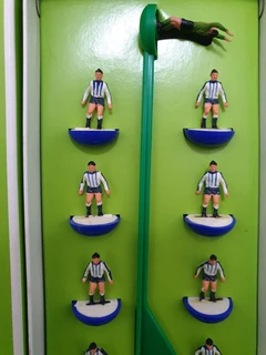 Subbuteo Classic Heavyweight Team Ref 51 Sheffield Wednesday Brighton Repaint