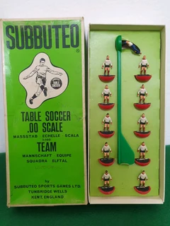 Subbuteo Classic Heavyweight Team Ref 81 Liverpool 2nd Kit Repaint