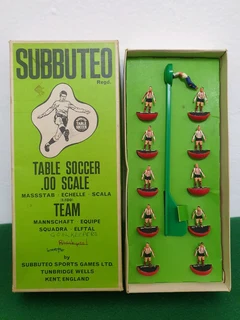 Subbuteo Classic Heavyweight Team Ref 009 Sunderland Southampton Sheffield United