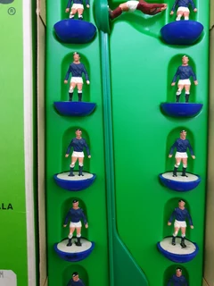 Subbuteo Classic Moulded Heavyweight Team Ref 166 Italy Iceland Israel Everton