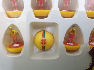 Subbuteo Barcelona Home and Away Kit Team Set