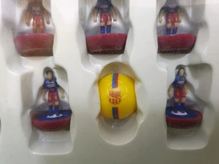 Subbuteo Barcelona Home and Away Kit Team Set