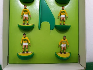 Subbuteo Classic Heavyweight Repainted Team Ref 142 Nantes