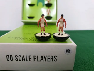 Subbuteo Ref 382 Luton Town Lightweight Team