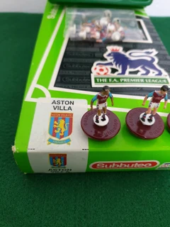 Subbuteo Ref 63776 Aston Villa Team