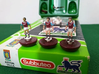 Subbuteo Ref 63776 Aston Villa Team