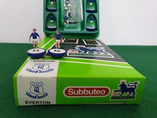 Subbuteo Ref 63745 Everton FC Lightweight Team