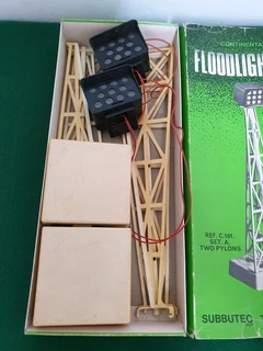 Subbuteo Floodlights Set A Ref C101