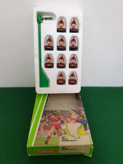Subbuteo Ref 057 AC Milan Bournemouth Team