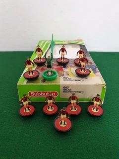 Subbuteo Ref 057 AC Milan Bournemouth Team