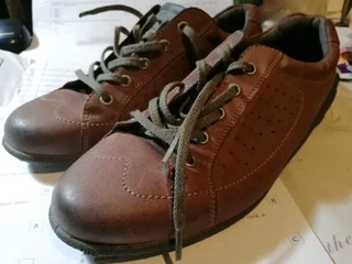 lady's Ecco leather shoes