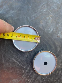 Mag caps centre cap wheel.