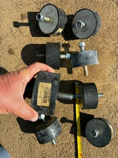 Engine mounting rubbers 100mm diameter M16.