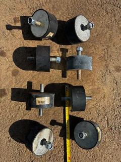Engine mounting rubbers 100mm diameter M16.