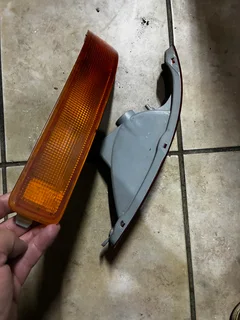 Toyota Camry Bumper Indicator Left Lamp Light.