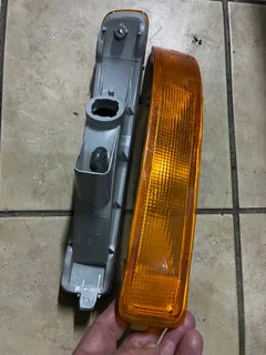 Toyota Camry Bumper Indicator Left Lamp Light.