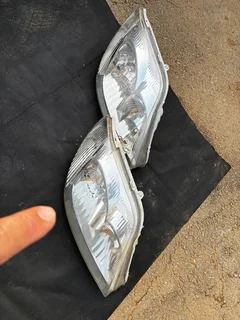 Toyota Corolla Head Light Right.