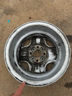 Fiat Uno Turbo mag wheel only 1available.